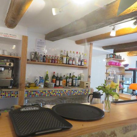 Auberge De La Petite Casserole Revest-des-Brousses Экстерьер фото